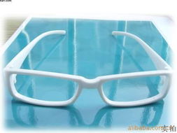 義烏劉玲日用百貨商行 精選眼鏡架產(chǎn)品一覽